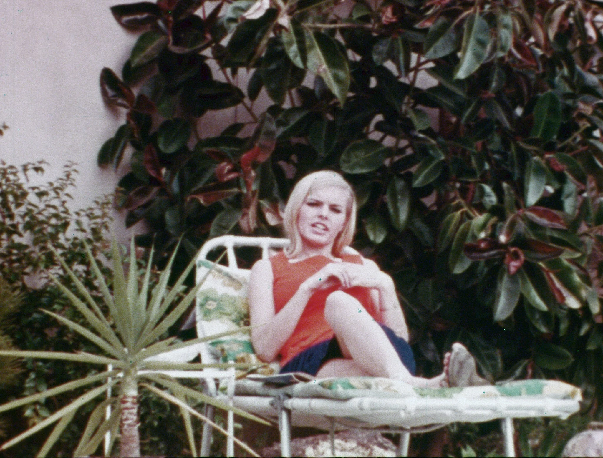 Marsha the Erotic Housewife / For Single Swingers Only / Her Odd Tastes - Image 10