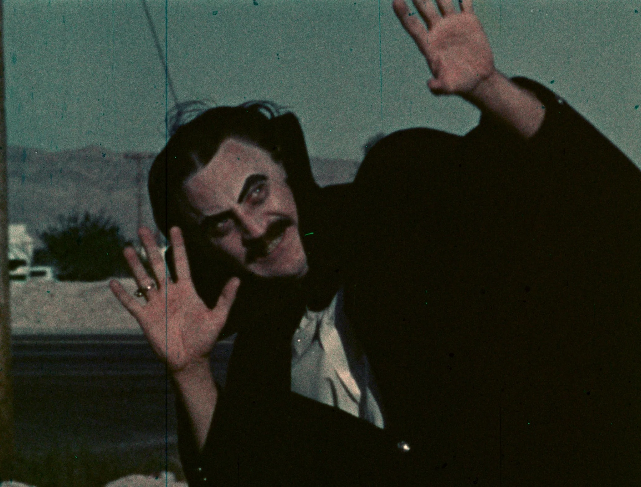 Red Heat / Hot Vampire / Peeping Tom - Image 17